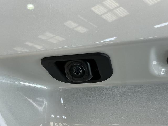 ムーヴキャンバスストライプスＧ　届け出済み未使用車　両側電動スライドドア届出済未使用車　バックカメラ　両側電動スライドドア　シートヒーター　ホットカップホルダー　オートマチックハイビーム　前後コーナーセンサー　電子パーキング　オートブレーキホールド　ＵＳＢチャージャー（京都府）の中古車