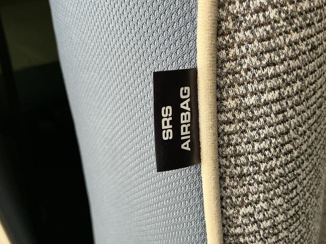 ムーヴキャンバスストライプスＧ　届け出済み未使用車　両側電動スライドドア届出済未使用車　バックカメラ　両側電動スライドドア　シートヒーター　ホットカップホルダー　オートマチックハイビーム　前後コーナーセンサー　電子パーキング　オートブレーキホールド　ＵＳＢチャージャー（京都府）の中古車