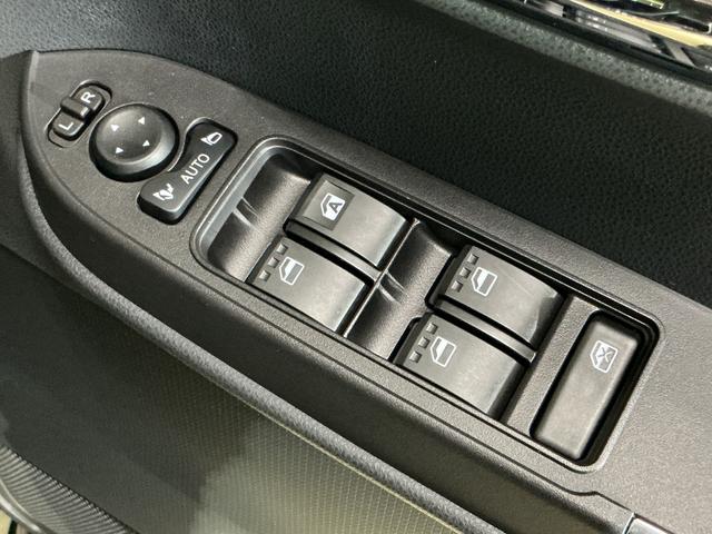 タントカスタムＸ　デモカー　バックカメラ　両側電動スライドドアデモカー　バックカメラ　両側電動スライドドア　前席シートヒーター　１４インチ純正アルミホイール　オートマチックハイビーム　前後コーナーセンサー　電子パーキング　オートブレーキホールド　プッシュスタート（京都府）の中古車