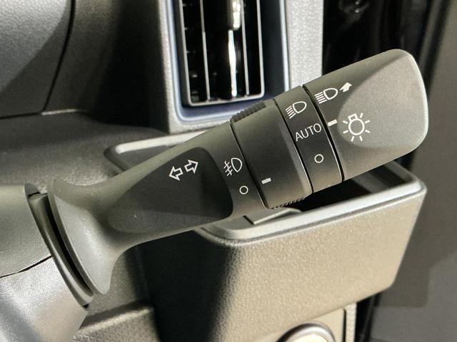 タントカスタムＸ　デモカー　バックカメラ　両側電動スライドドアデモカー　バックカメラ　両側電動スライドドア　前席シートヒーター　１４インチ純正アルミホイール　オートマチックハイビーム　前後コーナーセンサー　電子パーキング　オートブレーキホールド　プッシュスタート（京都府）の中古車