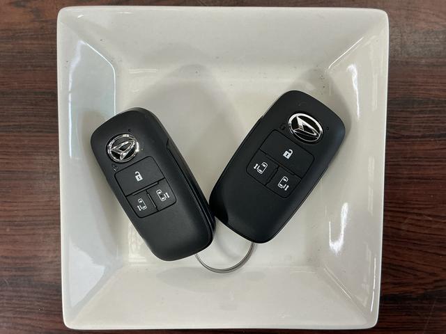 ムーヴキャンバスストライプスG 届出済未使用車 LED バックカメラデモカー バックカメラ 両側電動スライドドア 前席シートヒーター ホッとカップホルダー オートマチックハイビーム 前後コーナーセンサー 電子パーキング オートブレーキホールド USBチャージャー(京都府)の中古車