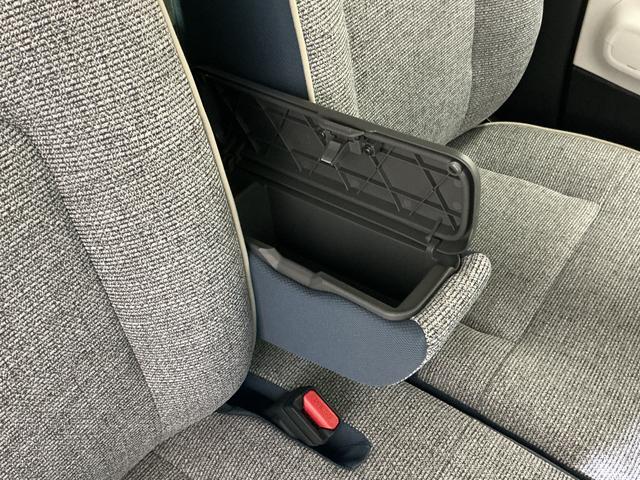 ムーヴキャンバスストライプスG デモカー バックカメラ 両側電動スライドドアデモカー バックカメラ 両側電動スライドドア 前席シートヒーター ホッとカップホルダー オートマチックハイビーム 前後コーナーセンサー 電子パーキング オートブレーキホールド USBチャージャー(京都府)の中古車