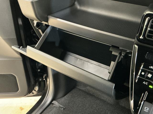 タントカスタムX 届け出済み未使用車 ナビ ETC バックカメラ届け出済み未使用車 ナビ ETC バックカメラ 両側電動スライドドア Bluetooth 前後コーナーセンサー 前席シートヒーター 14インチ純正アルミホイール フルセグTV DVD オートハイビーム(京都府)の中古車