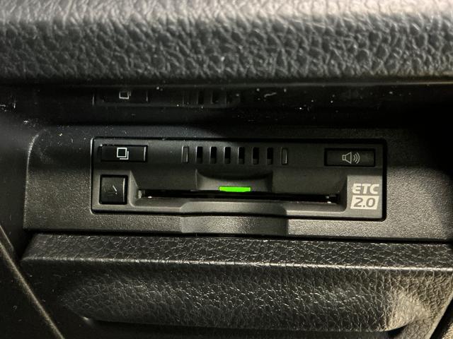 ヴォクシーＺＳ　煌III　ワンオーナー　ナビ　後席モニター　ドラレコワンオーナー　ナビＴＶ　後席モニター　ドラレコ　ＥＴＣ　バックカメラ　両側電動スライドドア　クルーズコントロール　Ｂｌｕｅｔｏｏｔｈ　前後コーナーセンサー　１６インチ純正アルミホイール　ダブルエアコン（京都府）の中古車