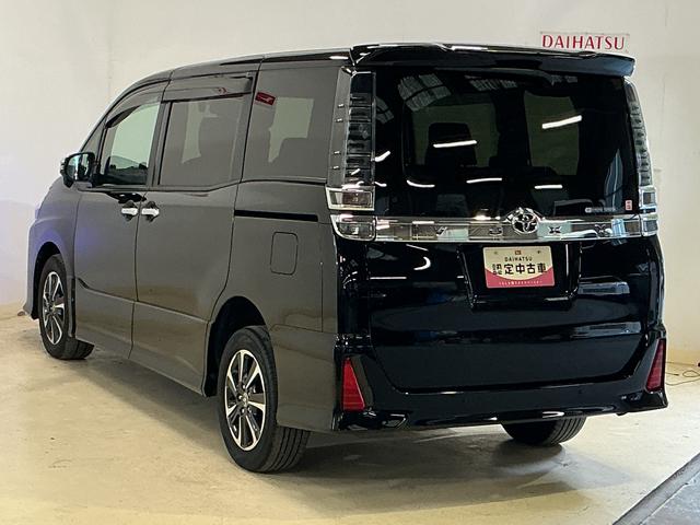 ヴォクシーＺＳ　煌III　ワンオーナー　ナビ　後席モニター　ドラレコワンオーナー　ナビＴＶ　後席モニター　ドラレコ　ＥＴＣ　バックカメラ　両側電動スライドドア　クルーズコントロール　Ｂｌｕｅｔｏｏｔｈ　前後コーナーセンサー　１６インチ純正アルミホイール　ダブルエアコン（京都府）の中古車