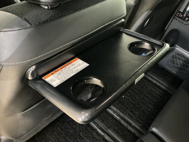 ヴォクシーＺＳ　煌III　ワンオーナー　ナビ　後席モニター　ドラレコワンオーナー　ナビＴＶ　後席モニター　ドラレコ　ＥＴＣ　バックカメラ　両側電動スライドドア　クルーズコントロール　Ｂｌｕｅｔｏｏｔｈ　前後コーナーセンサー　１６インチ純正アルミホイール　ダブルエアコン（京都府）の中古車