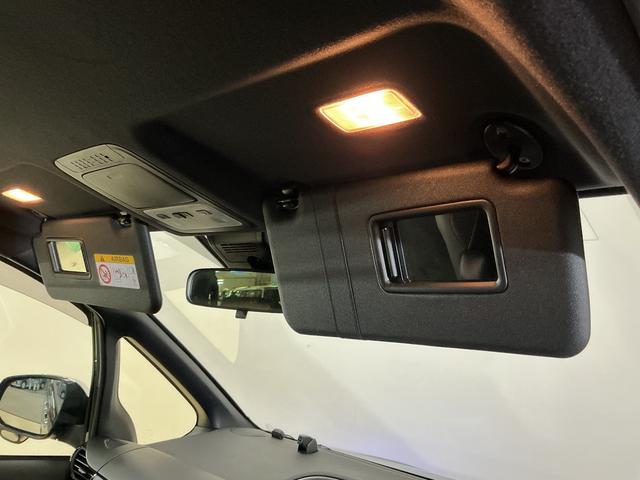 ヴォクシーＺＳ　煌III　ワンオーナー　ナビ　後席モニター　ドラレコワンオーナー　ナビＴＶ　後席モニター　ドラレコ　ＥＴＣ　バックカメラ　両側電動スライドドア　クルーズコントロール　Ｂｌｕｅｔｏｏｔｈ　前後コーナーセンサー　１６インチ純正アルミホイール　ダブルエアコン（京都府）の中古車