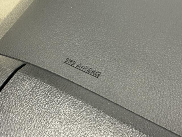 ヴォクシーＺＳ　煌III　ワンオーナー　ナビ　後席モニター　ドラレコワンオーナー　ナビＴＶ　後席モニター　ドラレコ　ＥＴＣ　バックカメラ　両側電動スライドドア　クルーズコントロール　Ｂｌｕｅｔｏｏｔｈ　前後コーナーセンサー　１６インチ純正アルミホイール　ダブルエアコン（京都府）の中古車