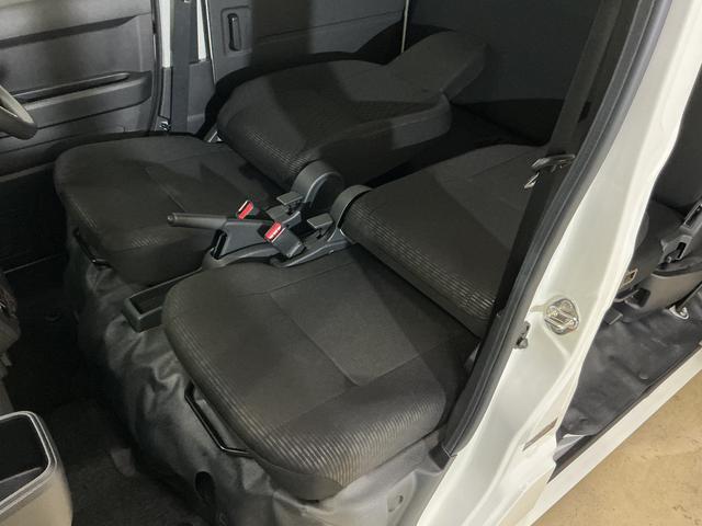 ハイゼットカーゴDX 4WD CVT ラジオデッキ 前後コーナーセンサー4WD CVT ラジオデッキ 前後コーナーセンサー キーレス オートマチックハイビーム スペアキー有り オートライト 衝突軽減ブレーキ ヘッドライトレベライザー 横滑り防止装置 アイドリングストップ(京都府)の中古車