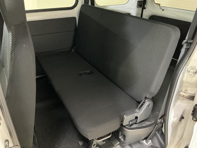 ハイゼットカーゴDX 4WD CVT ラジオデッキ 前後コーナーセンサー4WD CVT ラジオデッキ 前後コーナーセンサー キーレス オートマチックハイビーム スペアキー有り オートライト 衝突軽減ブレーキ ヘッドライトレベライザー 横滑り防止装置 アイドリングストップ(京都府)の中古車