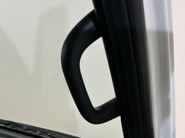 ハイゼットカーゴDX 4WD CVT ラジオデッキ 前後コーナーセンサー4WD CVT ラジオデッキ 前後コーナーセンサー キーレス オートマチックハイビーム スペアキー有り オートライト 衝突軽減ブレーキ ヘッドライトレベライザー 横滑り防止装置 アイドリングストップ(京都府)の中古車