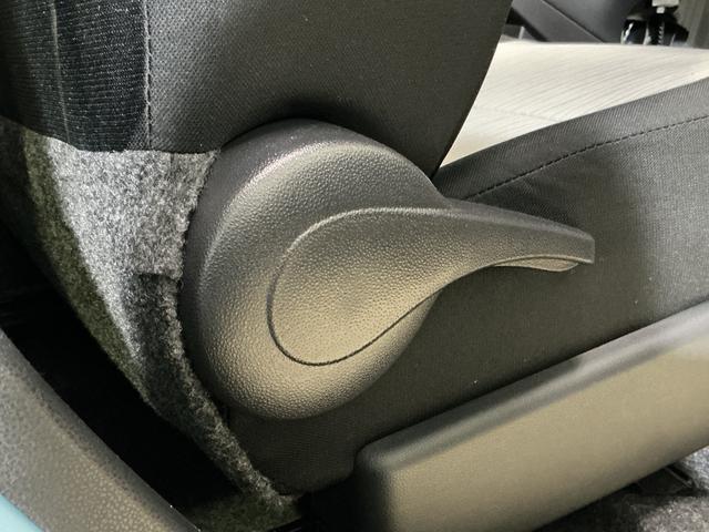 ミライースL SAIII ワンオーナー 前後コーナーセンサー キーレスワンオーナー 前後コーナーセンサー キーレスエントリー オートマチックハイビーム 横滑り防止装置 アイドリングストップ ヘッドライトレベライザー スペアキー有り 衝突軽減ブレーキ マニュアルエアコン(京都府)の中古車