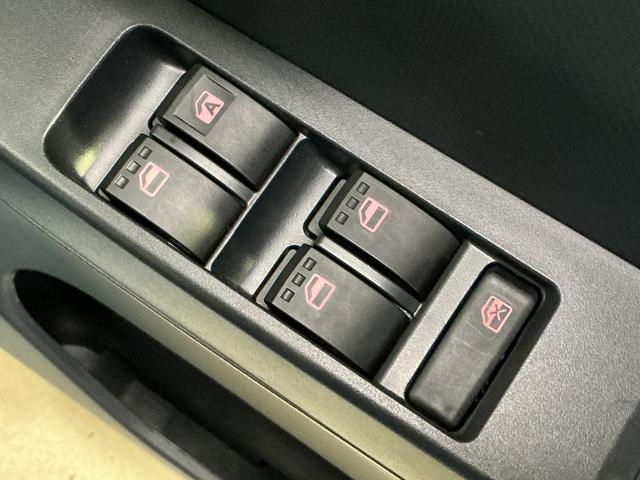 ミライースL SAIII ワンオーナー 前後コーナーセンサー キーレスワンオーナー 前後コーナーセンサー キーレスエントリー オートマチックハイビーム 横滑り防止装置 アイドリングストップ ヘッドライトレベライザー スペアキー有り 衝突軽減ブレーキ マニュアルエアコン(京都府)の中古車