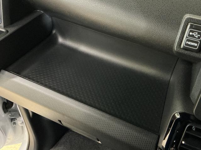 タントカスタムＲＳ　１オーナ　ターボ　ナビ　リアカメラ　両側電動ワンオーナー　ターボ　ナビ　バックカメラ　両側電動スライドドア　Ｂｌｕｅｔｏｏｔｈ　前後コーナーセンサー　前席シートヒーター　１５インチ純正アルミホイール　フルセグ　ＵＳＢ接続　オートブレーキホールド（京都府）の中古車