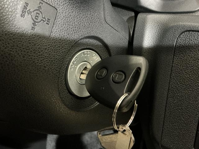 ミライースＬ　ＳＡIII　バックカメラ　前後コーナーセンサー　キーレスバックカメラ　前後コーナーセンサー　キーレス　オートマチックハイビーム　スペアキー有　オートライト　横滑り防止装置　アイドリングストップ　ヘッドライトレベライザー　衝突軽減ブレーキ　マニュアルエアコン（京都府）の中古車