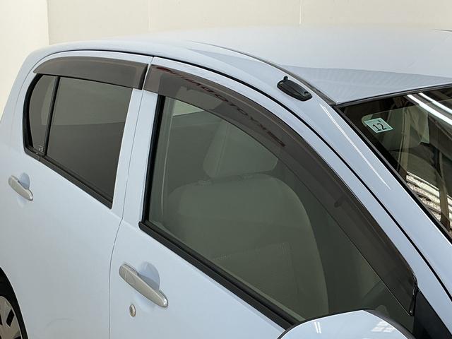 ミライースX CDオーディオ キーレスエントリー 14インチ純正アルミCDオーディオ キーレスエントリー 盗難防止装置 14インチ純正アルミホイール ドアバイザー アイドリングストップ ヘッドライトレべライザー マニュアルエアコン 電動格納ミラー アクセサリーソケット(京都府)の中古車