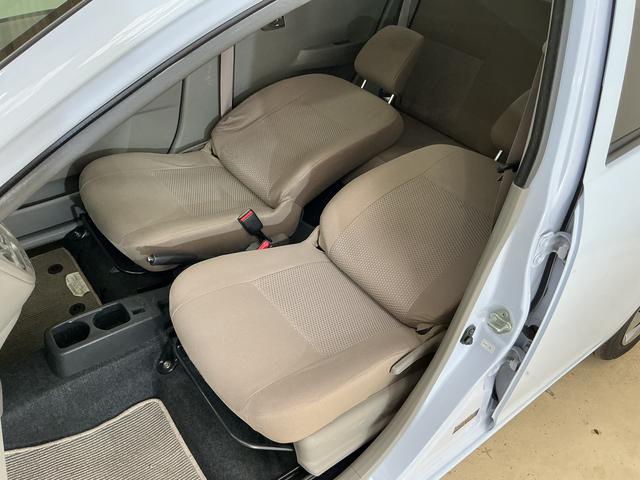 ミライースX CDオーディオ キーレスエントリー 14インチ純正アルミCDオーディオ キーレスエントリー 盗難防止装置 14インチ純正アルミホイール ドアバイザー アイドリングストップ ヘッドライトレべライザー マニュアルエアコン 電動格納ミラー アクセサリーソケット(京都府)の中古車