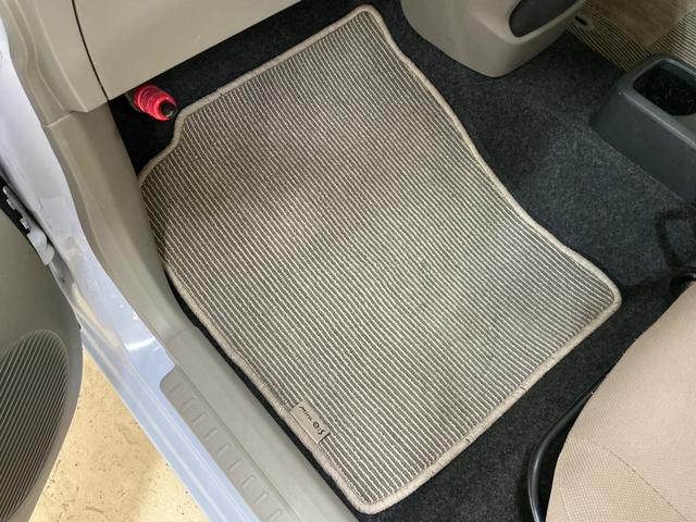 ミライースX CDオーディオ キーレスエントリー 14インチ純正アルミCDオーディオ キーレスエントリー 盗難防止装置 14インチ純正アルミホイール ドアバイザー アイドリングストップ ヘッドライトレべライザー マニュアルエアコン 電動格納ミラー アクセサリーソケット(京都府)の中古車