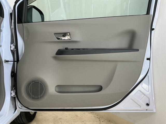 ミライースX CDオーディオ キーレスエントリー 14インチ純正アルミCDオーディオ キーレスエントリー 盗難防止装置 14インチ純正アルミホイール ドアバイザー アイドリングストップ ヘッドライトレべライザー マニュアルエアコン 電動格納ミラー アクセサリーソケット(京都府)の中古車