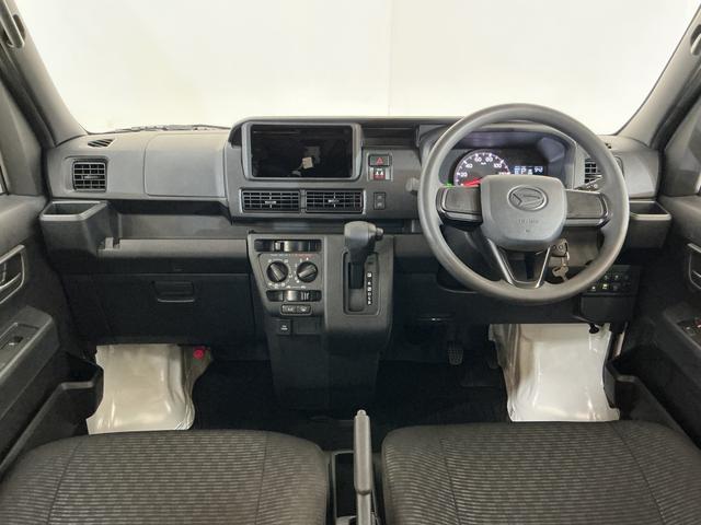 ハイゼットカーゴＤＸ　４ＷＤ　スマートアシスト　キーレスリモコン　ＣＶＴ４ＷＤ　スマートアシスト　キーレスリモコン　フロントパワーウインド　スチールホイール　両側リヤスライドドア　コーナーセンサー　マニュアルエアコン　カーペットマット　オートライト　アイドリングストップ（京都府）の中古車