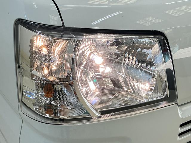 ハイゼットカーゴＤＸ　４ＷＤ　スマートアシスト　キーレスリモコン　ＣＶＴ４ＷＤ　スマートアシスト　キーレスリモコン　フロントパワーウインド　スチールホイール　両側リヤスライドドア　コーナーセンサー　マニュアルエアコン　カーペットマット　オートライト　アイドリングストップ（京都府）の中古車