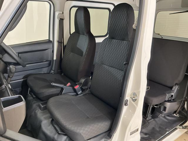 ハイゼットカーゴＤＸ　４ＷＤ　スマートアシスト　キーレスリモコン　ＣＶＴ４ＷＤ　スマートアシスト　キーレスリモコン　フロントパワーウインド　スチールホイール　両側リヤスライドドア　コーナーセンサー　マニュアルエアコン　カーペットマット　オートライト　アイドリングストップ（京都府）の中古車