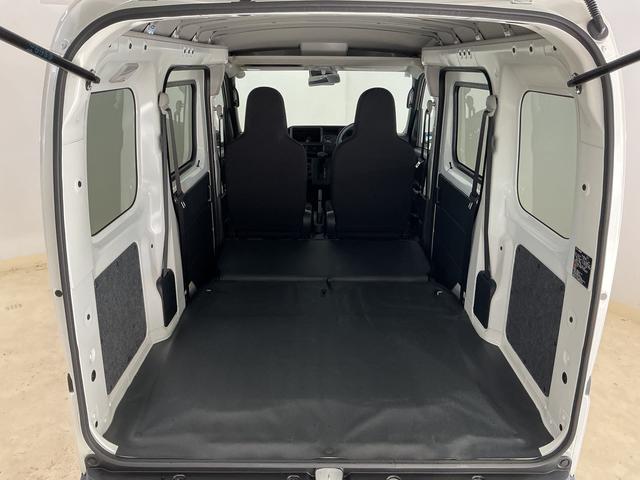 ハイゼットカーゴＤＸ　４ＷＤ　スマートアシスト　キーレスリモコン　ＣＶＴ４ＷＤ　スマートアシスト　キーレスリモコン　フロントパワーウインド　スチールホイール　両側リヤスライドドア　コーナーセンサー　マニュアルエアコン　カーペットマット　オートライト　アイドリングストップ（京都府）の中古車