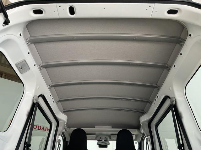 ハイゼットカーゴＤＸ　４ＷＤ　スマートアシスト　キーレスリモコン　ＣＶＴ４ＷＤ　スマートアシスト　キーレスリモコン　フロントパワーウインド　スチールホイール　両側リヤスライドドア　コーナーセンサー　マニュアルエアコン　カーペットマット　オートライト　アイドリングストップ（京都府）の中古車