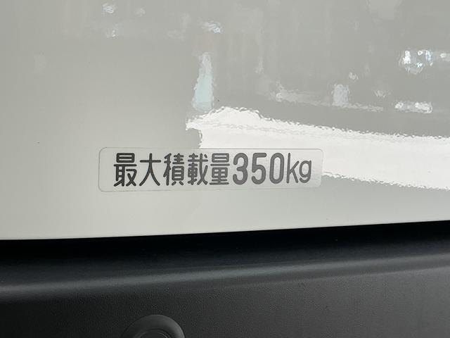 ハイゼットカーゴＤＸ　４ＷＤ　スマートアシスト　キーレスリモコン　ＣＶＴ４ＷＤ　スマートアシスト　キーレスリモコン　フロントパワーウインド　スチールホイール　両側リヤスライドドア　コーナーセンサー　マニュアルエアコン　カーペットマット　オートライト　アイドリングストップ（京都府）の中古車