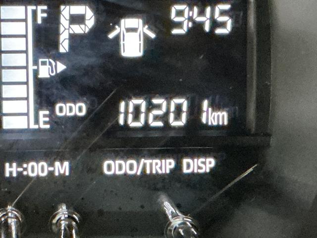 ハイゼットカーゴＤＸ　４ＷＤ　スマートアシスト　キーレスリモコン　ＣＶＴ４ＷＤ　スマートアシスト　キーレスリモコン　フロントパワーウインド　スチールホイール　両側リヤスライドドア　コーナーセンサー　マニュアルエアコン　カーペットマット　オートライト　アイドリングストップ（京都府）の中古車