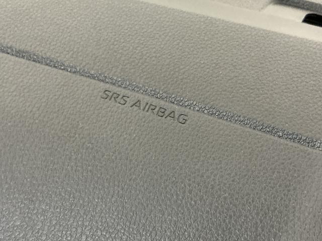 ハイゼットカーゴＤＸ　４ＷＤ　スマートアシスト　キーレスリモコン　ＣＶＴ４ＷＤ　スマートアシスト　キーレスリモコン　フロントパワーウインド　スチールホイール　両側リヤスライドドア　コーナーセンサー　マニュアルエアコン　カーペットマット　オートライト　アイドリングストップ（京都府）の中古車