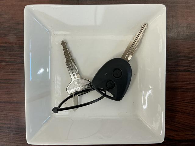 ミライースＸ　ＳＡIII　ワンオーナー　前後コーナーセンサーワンオーナー　前後コーナーセンサー　オートマチックハイビーム　オートライト　ＬＥＤヘッドライト　横滑り防止装置　キーレスエントリー　スペアキーあり　アイドリングストップ　盗難防止装置　電動格納ミラー（京都府）の中古車