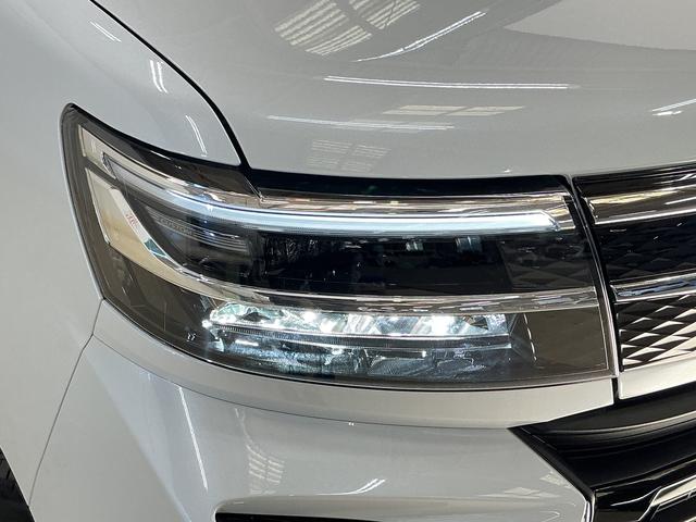 タントカスタムＸ　届出済未使用車　４ＷＤ　バックカメラ　スマアシ届出済未使用車　４ＷＤ　バックカメラ　前後コーナーセンサー　前席シートヒーター　電子パーキング　オートブレーキホールド　オートマチックハイビーム　１４インチ純正アルミホイール　ＵＳＢチャージャー（京都府）の中古車