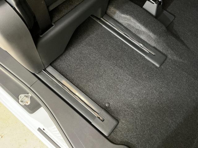 タントカスタムＸ　届出済未使用車　４ＷＤ　バックカメラ　スマアシ届出済未使用車　４ＷＤ　バックカメラ　前後コーナーセンサー　前席シートヒーター　電子パーキング　オートブレーキホールド　オートマチックハイビーム　１４インチ純正アルミホイール　ＵＳＢチャージャー（京都府）の中古車