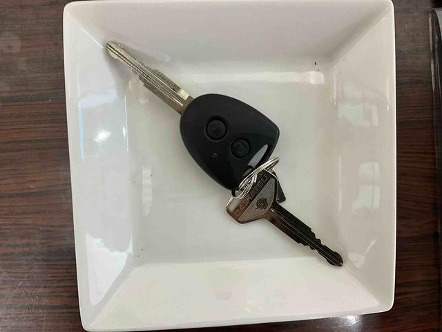 ミライースX SAIII 前後コーナーセンサー キーレス オートライトワンオーナー 前後コーナーセンサー キーレスエントリー オートマチックハイビーム LEDヘッドライト アイドリングストップ 横滑り防止機能 ヘッドライトレベライザー マニュアルエアコン 電動格納ミラー(京都府)の中古車