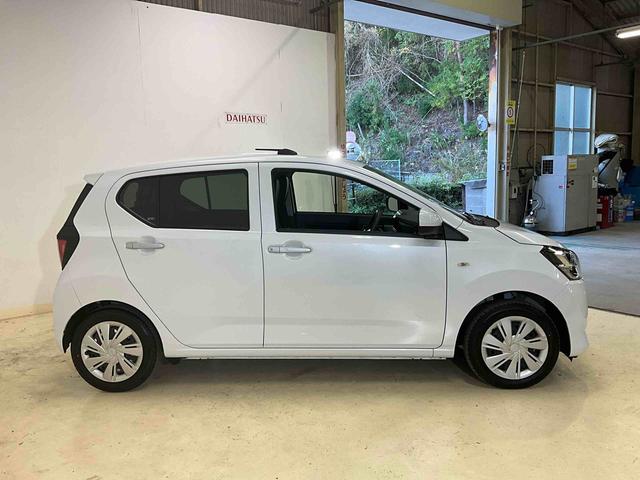 ミライースX SAIII 前後コーナーセンサー キーレス オートライトワンオーナー 前後コーナーセンサー キーレスエントリー オートマチックハイビーム LEDヘッドライト アイドリングストップ 横滑り防止機能 ヘッドライトレベライザー マニュアルエアコン 電動格納ミラー(京都府)の中古車