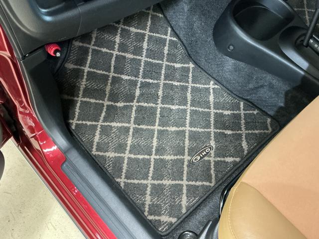 ミラジーノプレミアムX ワンオーナー CD/MDチューナー キーレスワンオーナー キーレスエントリー CD/MDチューナー アルミホイール オートエアコン カーペットマット バイザー 電動格納式ドアミラー リヤスモークドガラス パワーウインドウ パワステ ABS(京都府)の中古車