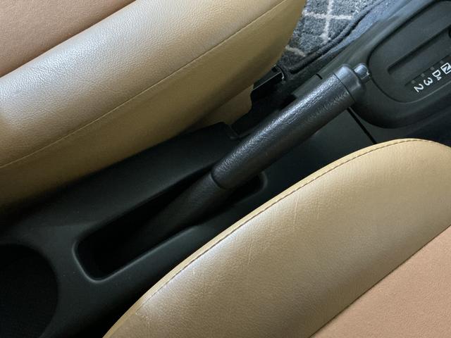 ミラジーノプレミアムX ワンオーナー CD/MDチューナー キーレスワンオーナー キーレスエントリー CD/MDチューナー アルミホイール オートエアコン カーペットマット バイザー 電動格納式ドアミラー リヤスモークドガラス パワーウインドウ パワステ ABS(京都府)の中古車