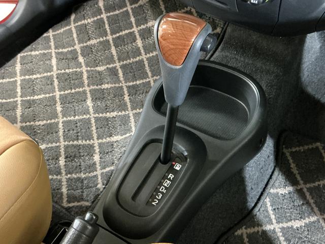 ミラジーノプレミアムX ワンオーナー CD/MDチューナー キーレスワンオーナー キーレスエントリー CD/MDチューナー アルミホイール オートエアコン カーペットマット バイザー 電動格納式ドアミラー リヤスモークドガラス パワーウインドウ パワステ ABS(京都府)の中古車