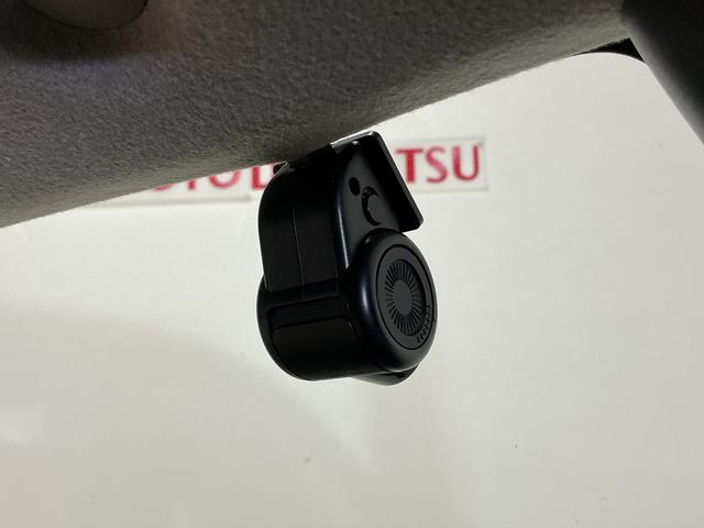 トールカスタムＧ　デモカー　ナビ　パノラマモニター　後席モニターナビ　パノラマモニター　後席モニター　ドラレコ　両側電動スライドドア　アダプティブクルーズコントロール　Ｂｌｕｅｔｏｏｔｈ　電子パーキング　オートブレーキホールド　オートマチックハイビーム（京都府）の中古車