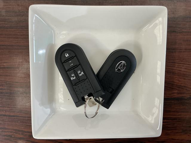 ムーヴキャンバスGブラックアクセントVS SAIII ワンオーナー ナビワンオーナー ナビ パノラマモニター ETC ドライブレコーダー 両側電動スライドドア 運転席シートヒーター オートマチックハイビーム USBチャージャー Bluetooth DVD フルセグTV(京都府)の中古車