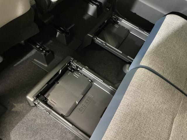 ムーヴキャンバスストライプスＧ　デモカー　パノラマモニター　両側電動スライドデモカー　パノラマモニター　両側電動スライドドア　前席シートヒーター　前後コーナーセンサー　ホッとカップホルダー　電子パーキング　オートブレーキホールド　ＵＳＢチャージャー　オートマチックハイビーム（京都府）の中古車