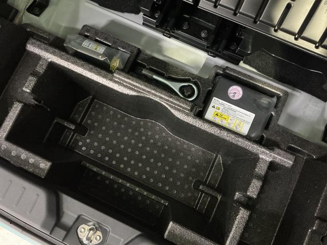 ムーヴキャンバスストライプスＧ　デモカー　パノラマモニター　両側電動スライドデモカー　パノラマモニター　両側電動スライドドア　前席シートヒーター　前後コーナーセンサー　ホッとカップホルダー　電子パーキング　オートブレーキホールド　ＵＳＢチャージャー　オートマチックハイビーム（京都府）の中古車