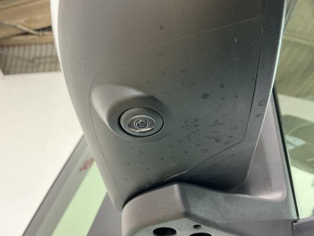 ムーヴキャンバスストライプスＧ　デモカー　パノラマモニター　両側電動スライドデモカー　パノラマモニター　両側電動スライドドア　前席シートヒーター　前後コーナーセンサー　ホッとカップホルダー　電子パーキング　オートブレーキホールド　ＵＳＢチャージャー　オートマチックハイビーム（京都府）の中古車