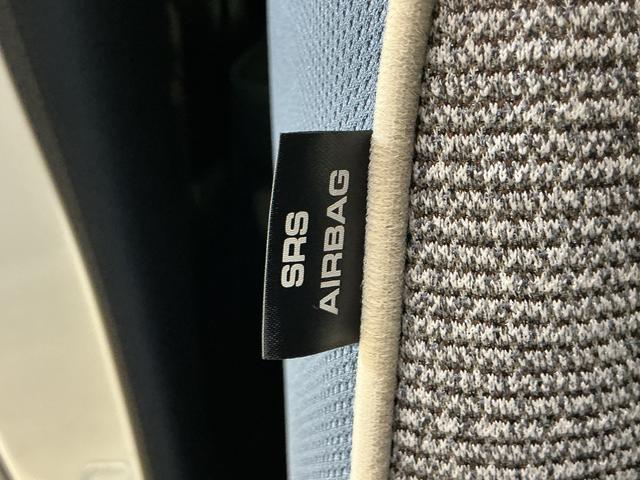 ムーヴキャンバスストライプスＧ　デモカー　パノラマモニター　両側電動スライドデモカー　パノラマモニター　両側電動スライドドア　前席シートヒーター　前後コーナーセンサー　ホッとカップホルダー　電子パーキング　オートブレーキホールド　ＵＳＢチャージャー　オートマチックハイビーム（京都府）の中古車