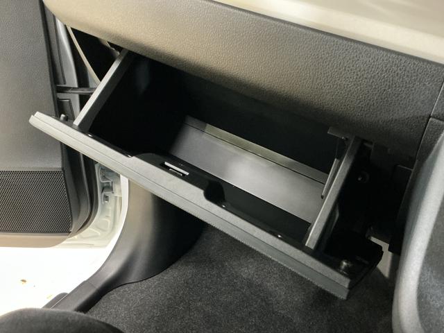 ムーヴキャンバスストライプスＧ　デモカー　パノラマモニター　両側電動スライドデモカー　パノラマモニター　両側電動スライドドア　前席シートヒーター　前後コーナーセンサー　ホッとカップホルダー　電子パーキング　オートブレーキホールド　ＵＳＢチャージャー　オートマチックハイビーム（京都府）の中古車