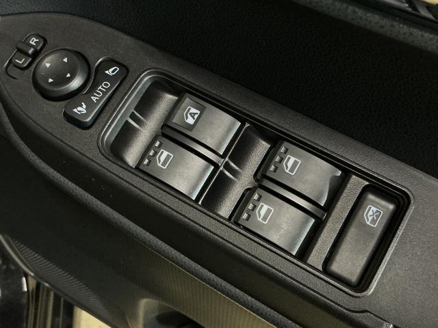 タントカスタムX 届出済未使用車 ナビ バックカメラ届出済未使用車 ナビ バックカメラ 前後コーナーセンサー 前席シートヒーター 電子パーキング オートブレーキホールド USB Bluetooth オートマチックハイビーム 14インチ純正アルミホイール(京都府)の中古車