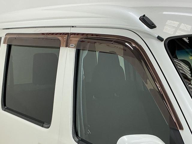 ハイゼットカーゴクルーズＳＡIII　ワンオーナー　ナビ　バックカメラワンオーナー　ナビ　バックカメラ　ドライブレコーダー　リアコーナーセンサー　オートマチックハイビーム　ＵＳＢチャージャー　Ｂｌｕｅｔｏｏｔｈ　ＤＶＤ再生　フルセグＴＶ　キーレスエントリー　ドアバイザー（京都府）の中古車