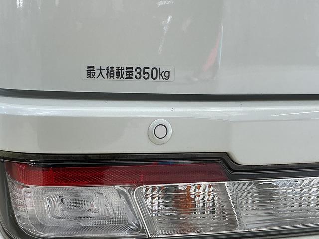 ハイゼットカーゴクルーズＳＡIII　ワンオーナー　ナビ　バックカメラワンオーナー　ナビ　バックカメラ　ドライブレコーダー　リアコーナーセンサー　オートマチックハイビーム　ＵＳＢチャージャー　Ｂｌｕｅｔｏｏｔｈ　ＤＶＤ再生　フルセグＴＶ　キーレスエントリー　ドアバイザー（京都府）の中古車