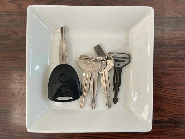 ハイゼットカーゴクルーズＳＡIII　ワンオーナー　ナビ　バックカメラワンオーナー　ナビ　バックカメラ　ドライブレコーダー　リアコーナーセンサー　オートマチックハイビーム　ＵＳＢチャージャー　Ｂｌｕｅｔｏｏｔｈ　ＤＶＤ再生　フルセグＴＶ　キーレスエントリー　ドアバイザー（京都府）の中古車